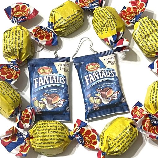 Fantales packet earrings